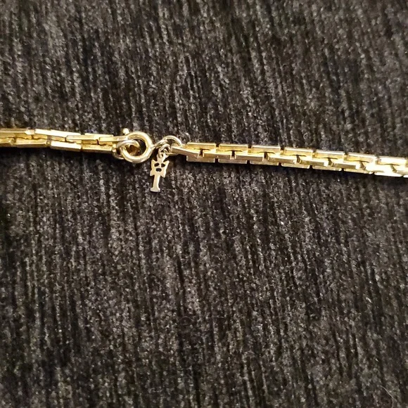 VINTAGE TRIFARI GOLD TONE BOX CHAIN Necklace 35 Inch Long T Hang Tag - Picture 3 of 7